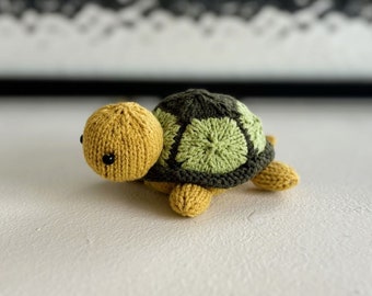 Turtle KNITTING PATTERN : Pattern PDF Instant Download - English