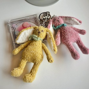 Mini Flat Bunny KNITTING PATTERN : pattern PDF instant download (English)