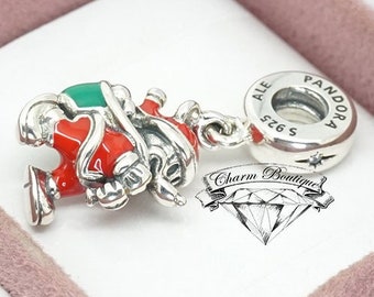 Pandora, Disney Santa Mickey And Gift Bag Pendant, Christmas Holiday, Bracelet Charm 797501ENMX