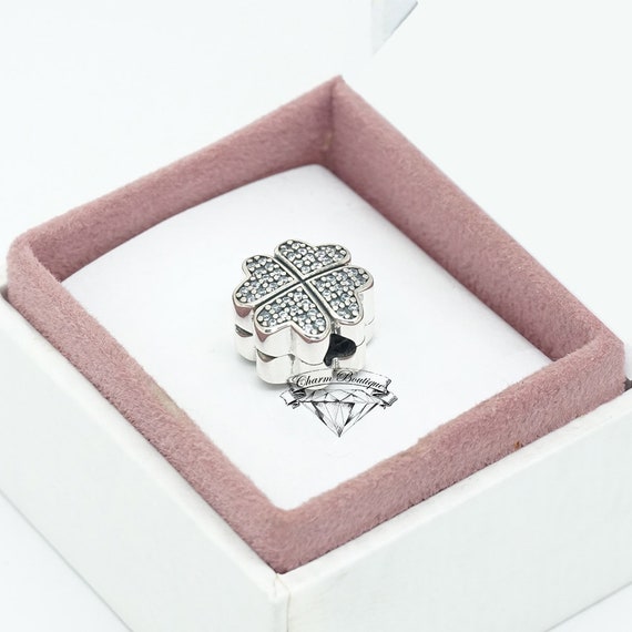 Pandora petals hotsell of love clip