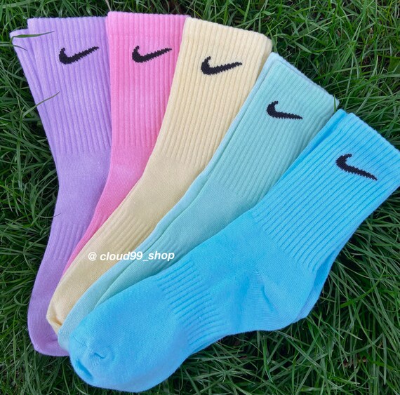 pastel socks nike