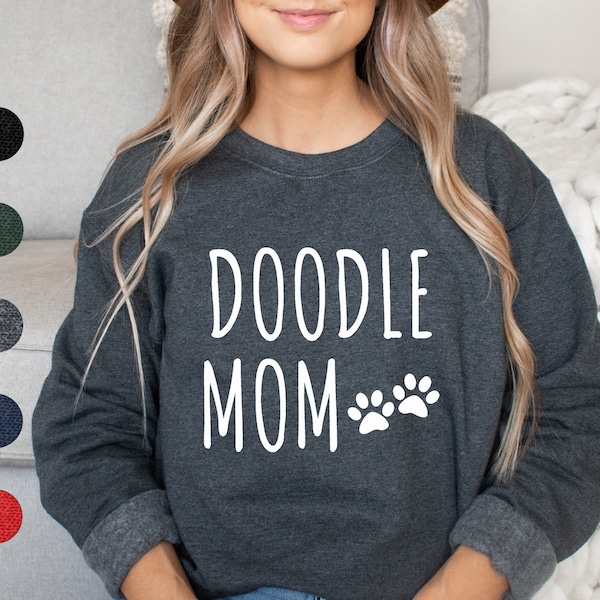 Doodle Mom Sweatshirt | Doodle Sweatshirt | Doodle Geschenke | Labradoodle Mom Pullover | Goldendoodle Mama | Doodle Mama | Doodle Pullover für Sie