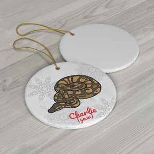 Adorno de serpiente pitón bola / Regalo de serpiente pitón bola / Decoración personalizada para árbol de Navidad / Regalo para mamá pitón bola / Regalo para papá serpiente pitón bola imagen 3