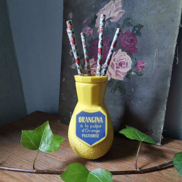 Vintage ORANGINA straw holder in thick yellow glass, bistro France 1980, advertising item, yellow glass straw holder