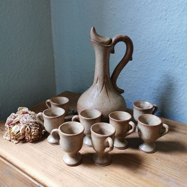 Vintage stoneware Pitcher/Carafe/jug 8 cups/coquetiers Service liqueur français 1950 français pitcher cup/egg cup stoneware cottage rustic