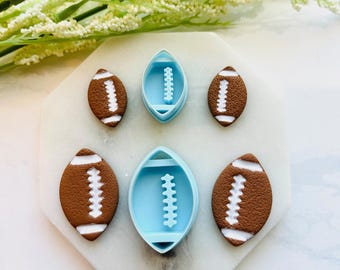 Set di formine per argilla a forma di pallone da calcio con effetto goffrato: borchie in argilla polimerica sportiva, materiale artistico
