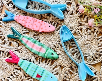 Fish Clay Cutter with Optional Face Stamp | Paint Brush Holder DIY |Fish Shape Cutter | Coastal Ornament Mold | Ceramic Clay Tool