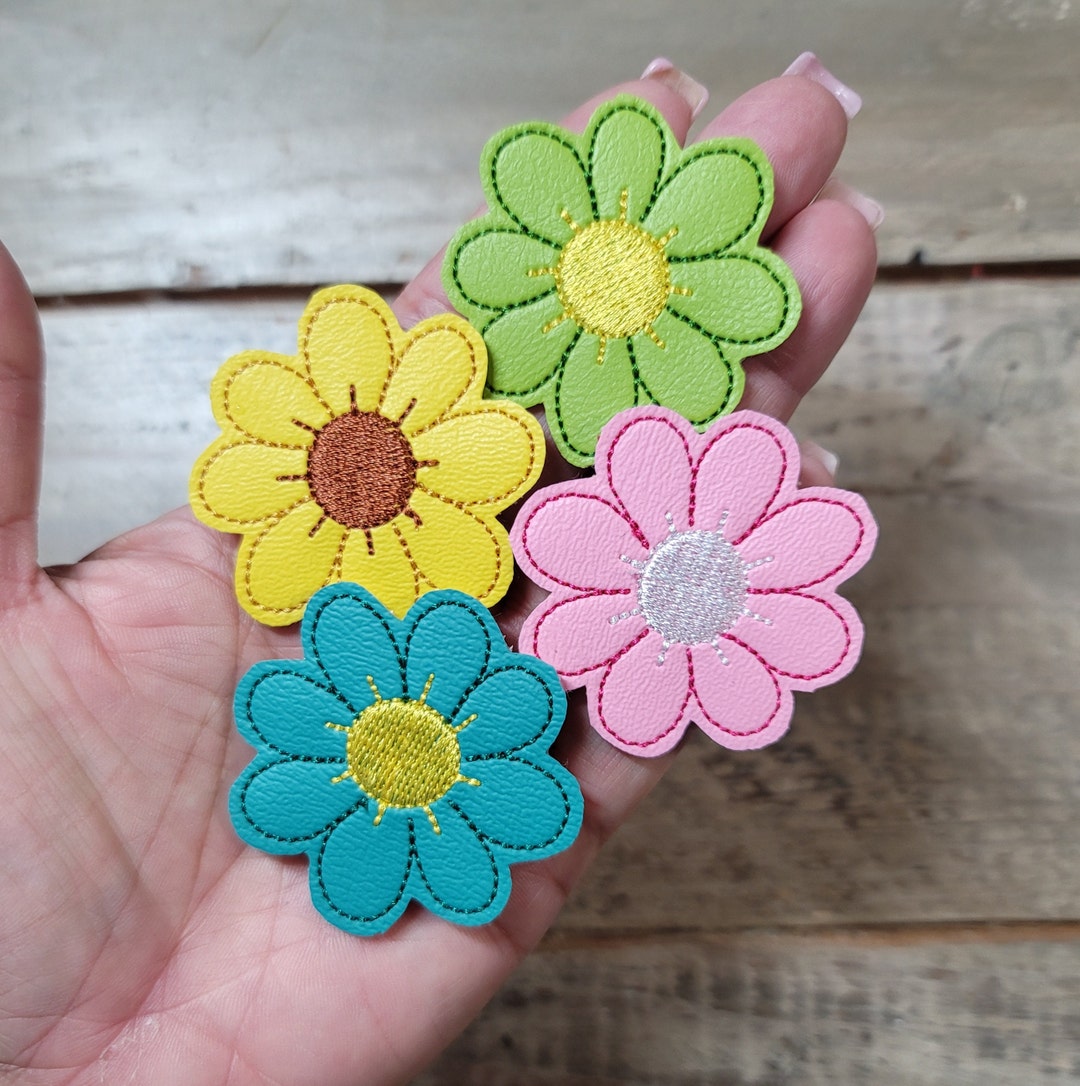 Daisy Flower Flower Badges Plant Badges Badge Reels ID Etsy