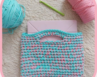 Easy Crochet Laptop Bag Pattern: Beginner-Friendly Tutorial (PDF)