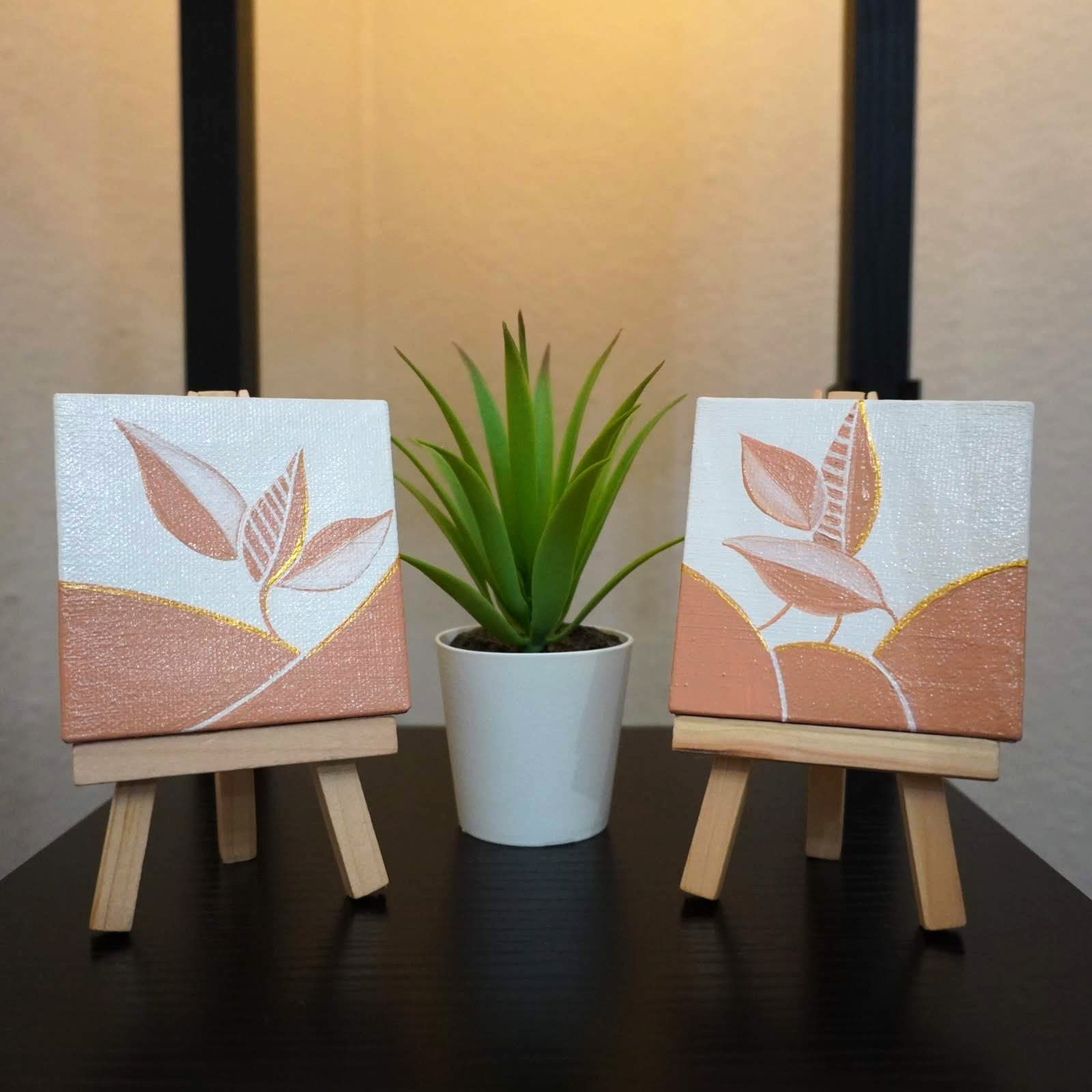 Mini Canvas with Mini Easel / BigYoYoArt