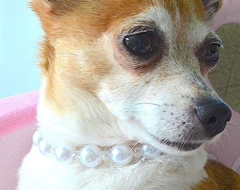 Christmas White Pearl and Crystal Pet Collar, Pearl Pet Necklace, Pet Jewelry, Wedding Pet Necklace, Personalized Pet Gifts, Birthday Gift
