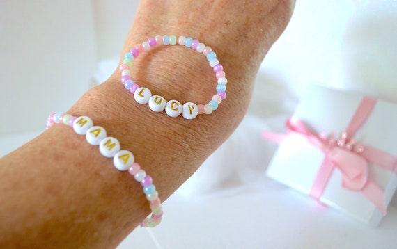First Day School Mother & Daughter Gift, Rainbow Glass Seed Glossy Personalized Name Bracelet, Girl Bracelet, Baby Shower Gift, Mama Mini