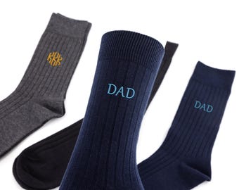 Benutzerdefinierte Hochzeit Groomsmen Socken, gesticktes Monogramm Premium Baumwollsocken, Name Datum Initialen Socken, Hochzeitsgeschenke, Geschenke für Hochzeitsfeier