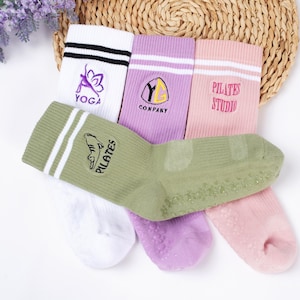 Custom Yoga Pilates Socks，Non Slip Trainer Socks,with your name,text,logo, personalized Socks for Yoga lovers,sports gym socks,Gift For Mom.