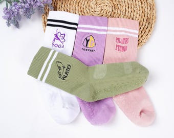 Custom Yoga Pilates Socks，Non Slip Trainer Socks,with your name,text,logo, personalized Socks for Yoga lovers,sports gym socks,Gift For Mom.