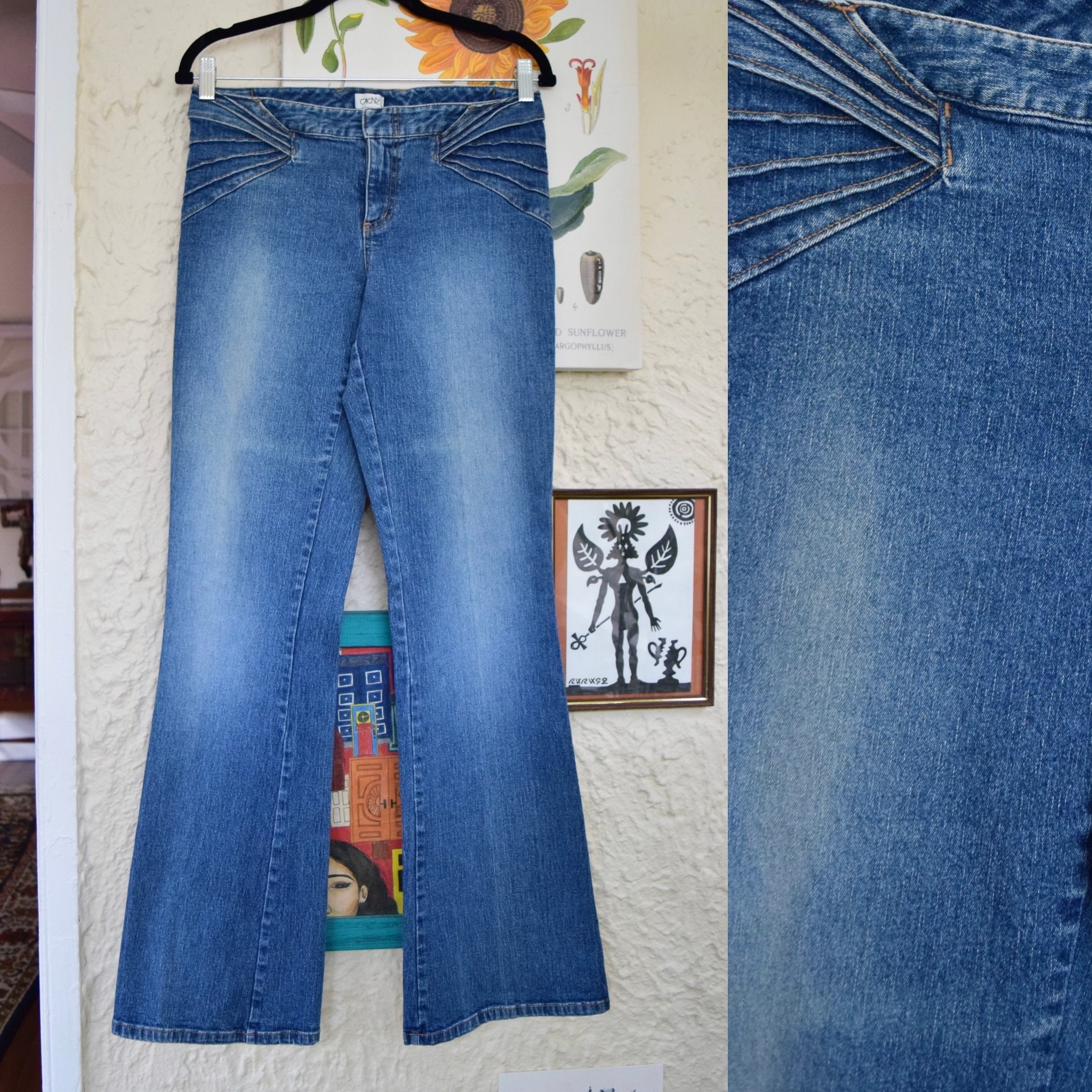 Low Rise Flare Jeans 