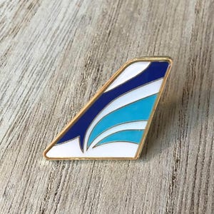 Air Busan-reversspeld, pin van Korean Airlines, cadeau Koreaanse bemanning, Boeing, Airbus, pilootcadeau, luchtvaartgeschenken, dasspeld, metalen badge