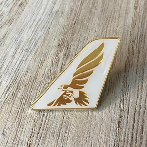 Reversspeld Gulfair, speld luchtvaartmaatschappij, cadeau bemanning Gulf Air, Boeing, cadeau piloot, luchtvaartcadeaus, cadeau luchtvaartmaatschappij, dasspeld, metalen badge