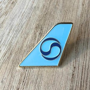 Reversspeld Korean Air, pin luchtvaartmaatschappij, cadeau Koreaanse bemanning, Boeing, Airbus, pilootcadeau, luchtvaartcadeaus, cadeau luchtvaartmaatschappij, dasspeld, metalen badge