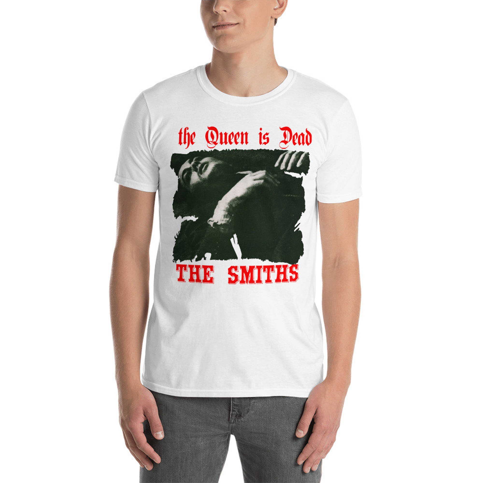 Discover The Smiths The Queen is Dead T-Shirt