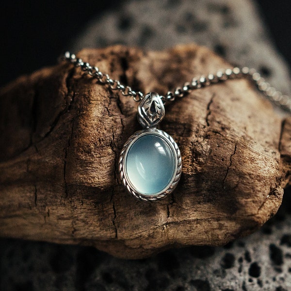Minimalist water agate sterling silver pendant. Aqua agate gemstone pendant. Bright Pacific blue stone. Dainty Women Pendant.