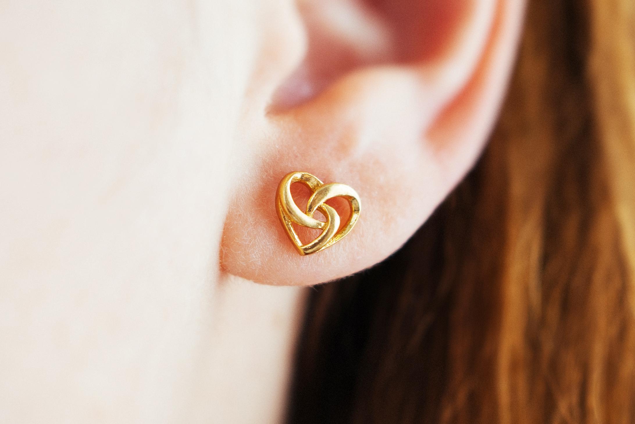 Orecchini mini cuore da donna, orecchini a perno in argento 925, con simbolo dell'infinito, con zirconi lucido, Orecchini da ragazza, idea regalo per Natale, compleanno