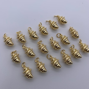 18K Gold Seashell Pendant Gold Shell Charms Conch Shell Charm for Necklace Making