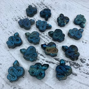 Natural Labradorite Snake Carved, Quartz Snake,Crystal Snake, Crystal Carving, Home Decoration,Energy Crystals,Crystal Heal,Crystal Gifts