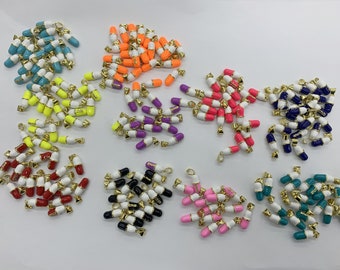 Kolorowe pigułki chłodzące z emalii, zawieszki do naszyjnika z zawieszkami, prezenty DIY dla kobiet, ok. 21 x 6 mm