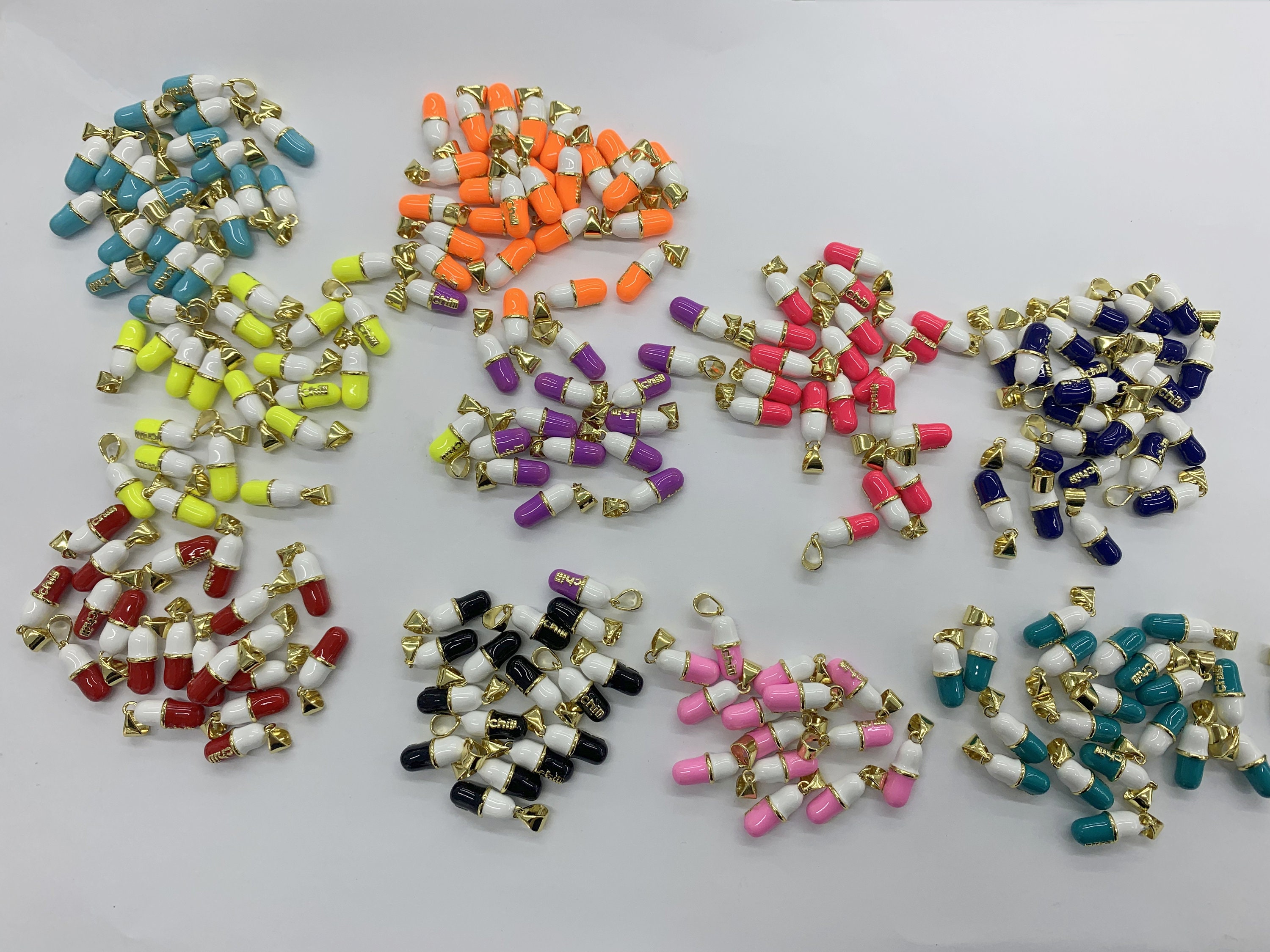 アクセサリー xanax Xanax pendant - Etsy Polska