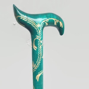 Wooden cane for women Carved handle and staff Wood walking stick Hand carved Hiking stick Walking canes Gift for hikers. Wooden Cane