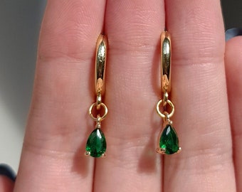 Emerald Green Glass Droplet Dangly Hoop Huggie Sleeper Earrings | 18K Gold Plated