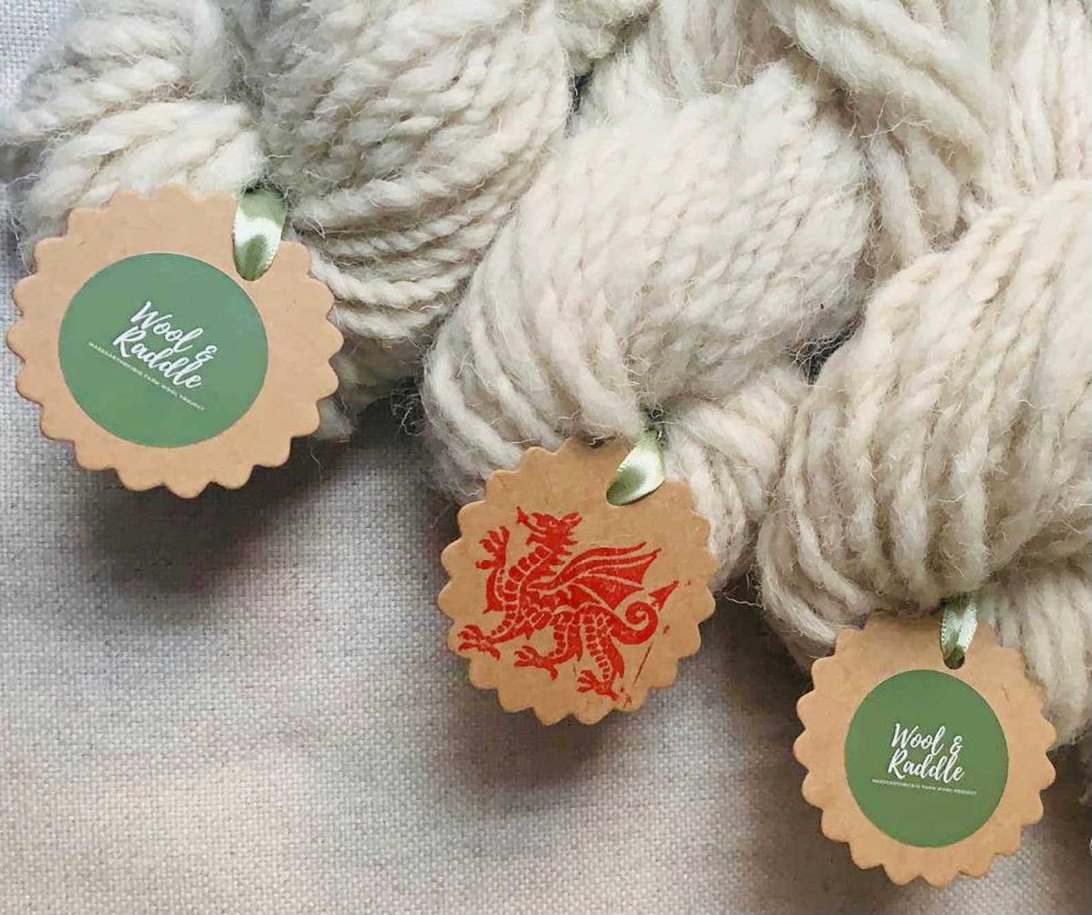 Pure Welsh Mountain Wool from Maesgarthbeibio Farm. undyed 80 Etsy