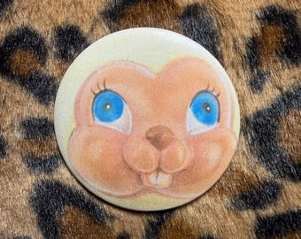 KITSCH TOY Button