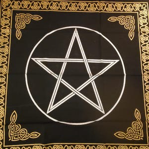 Witches’ Circle Gold Pentacle Altar Cloth – 36" x 36" Ritual Cloth for Protection, Circle Casting and Sacred Space Work