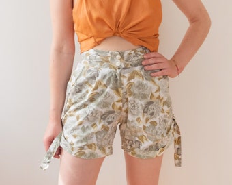 Vintage Flower Print Shorts Size XS