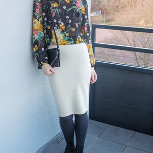 Vintage White Wool Skirt Size M image 1