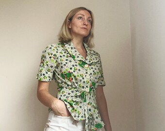 Collar Vintage Blouse | Floral 50s Shirt | Retro Wrap Top | Second Hand V Neck Blouse | Vintage Clothing