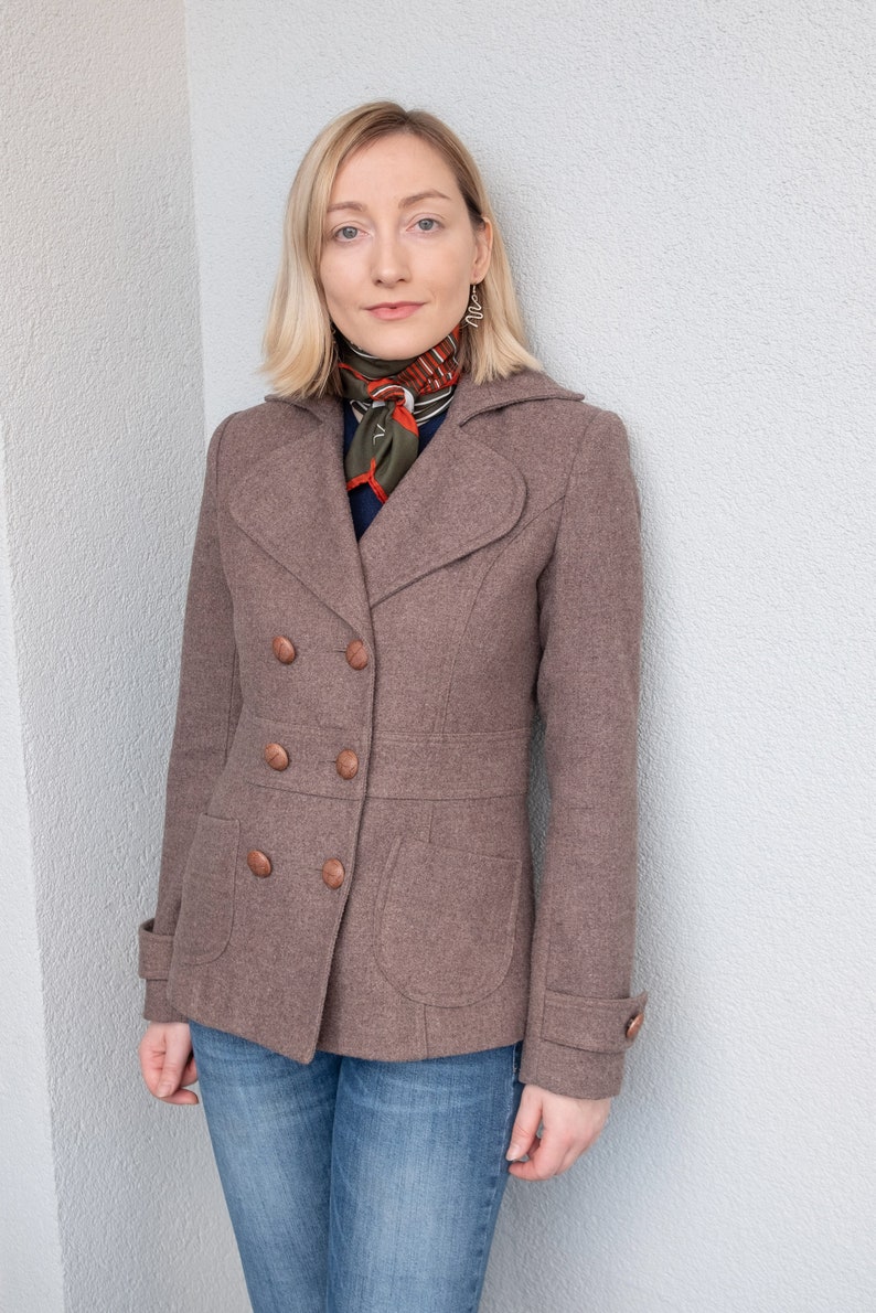 Size S Womens Winter Coat Vintage Wool Coat Short Warm Women Coat Women Second Hand Clothing