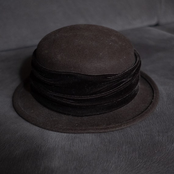 Elegant Wool Vintage Hat, Second Hand Winter Hat,V