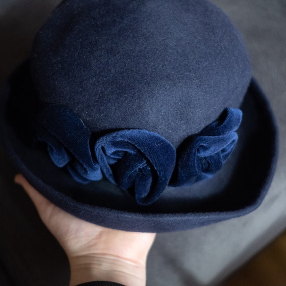 Elegant Blue Vintage Hat, Second Hand Winter Hat,V