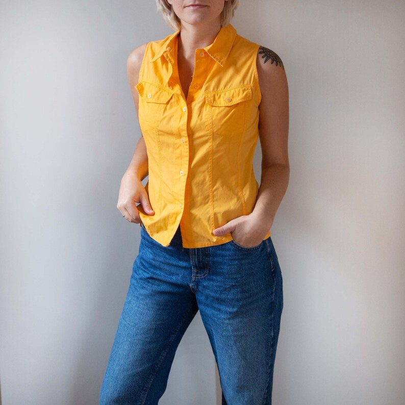 Vintage Women's Sleeveless Collared Blouse in Orange, Second Hand Summer/Vacation Top image 3