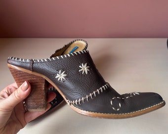 Vintage Soft Leather Embroidered Heels | Size EU 38