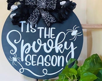 Halloween Door Decor, Halloween Welcome Sign, Halloween Door Hanger, Spooky Wooden Door Wreath