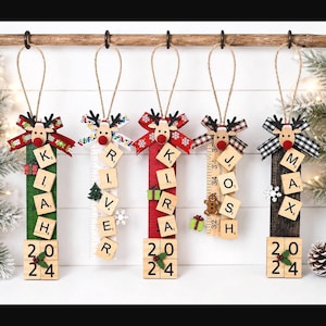 Gepersonaliseerd Scrabble-ornament, houten tegelornament, uniek kerstcadeau, kerstornament met Scrabble-naam op maat
