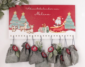 Personalisierter Holz Adventskalender rot Weihnachtsmann zum Befüllen - mit deinem Wunschnamen Weihnachtslandschaft & 24 Zahlen