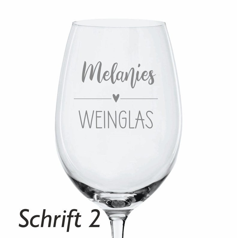 Leonardo wine glass engraving with your very own personal text and heart Schrift 2- BM