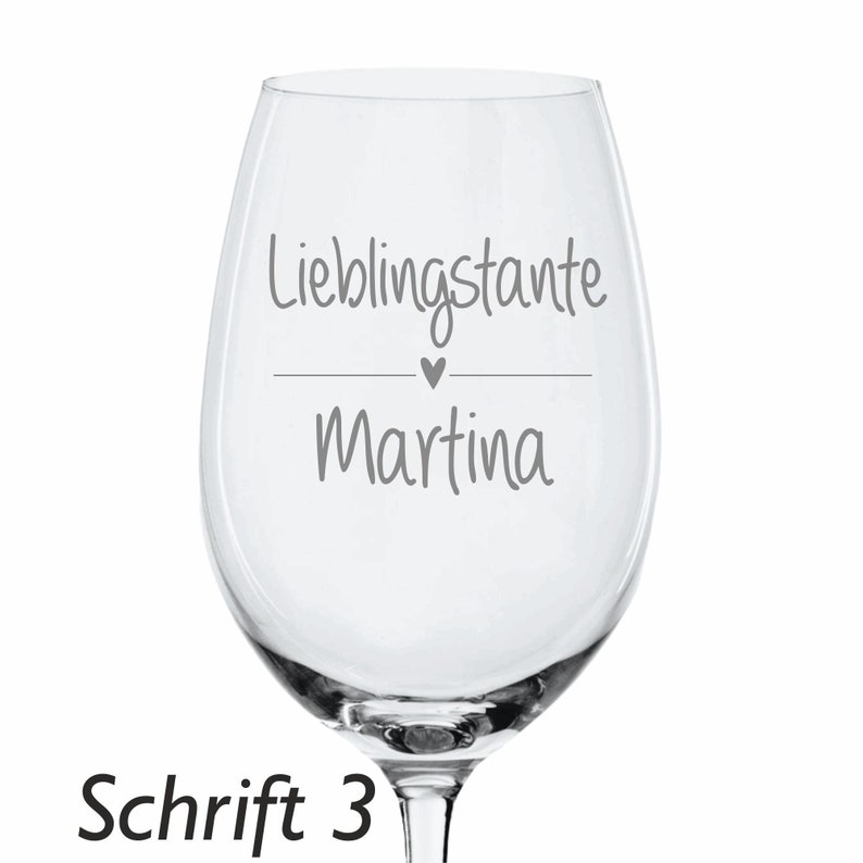 Leonardo wine glass engraving with your very own personal text and heart Schrift 3 - A