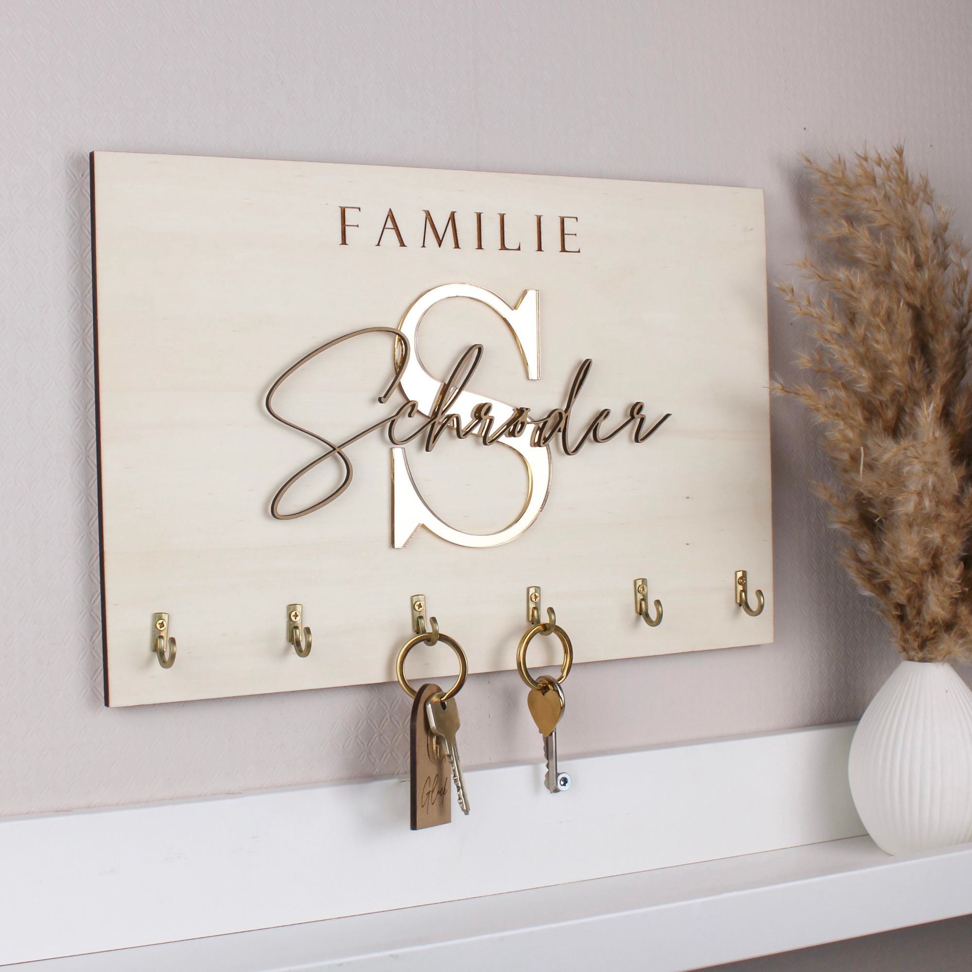 Key rack with 6 hooks with your desired text gold made of wood 10 mm thick - wall decoration, home decoration