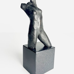 scultura in bronzo